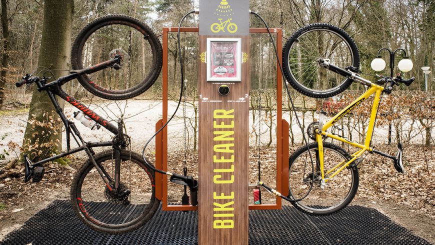 Steeds meer Bike Cleaners bij vaste MTB Routes