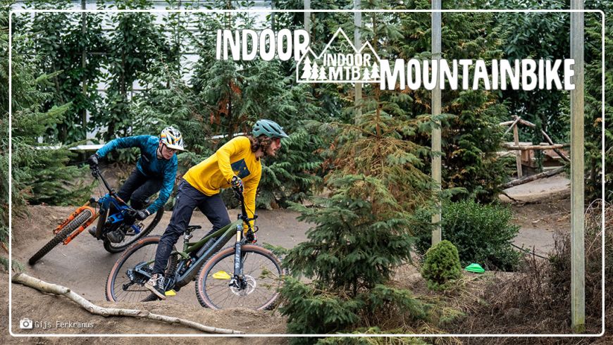 Familie uitje in de zomervakantie: Kom mountainbiken bij Indoor Mountainbike!